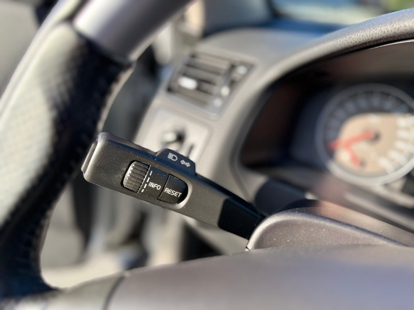 2007 Volvo C70 T5