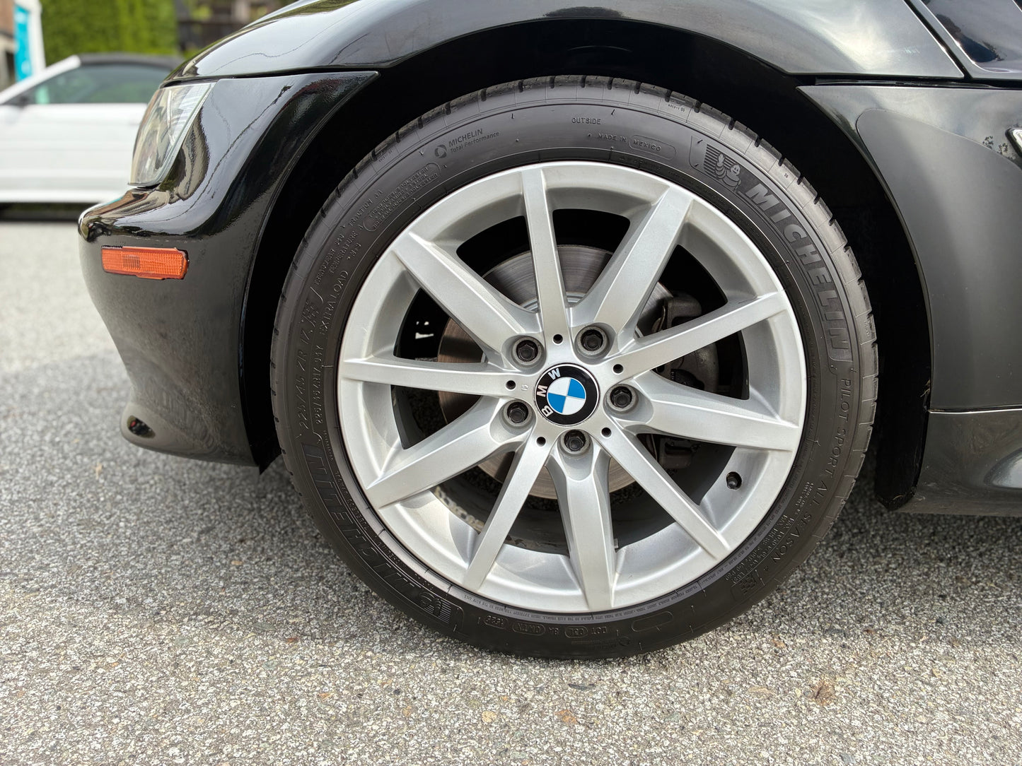 2002 BMW Z3 3.0i Convertible