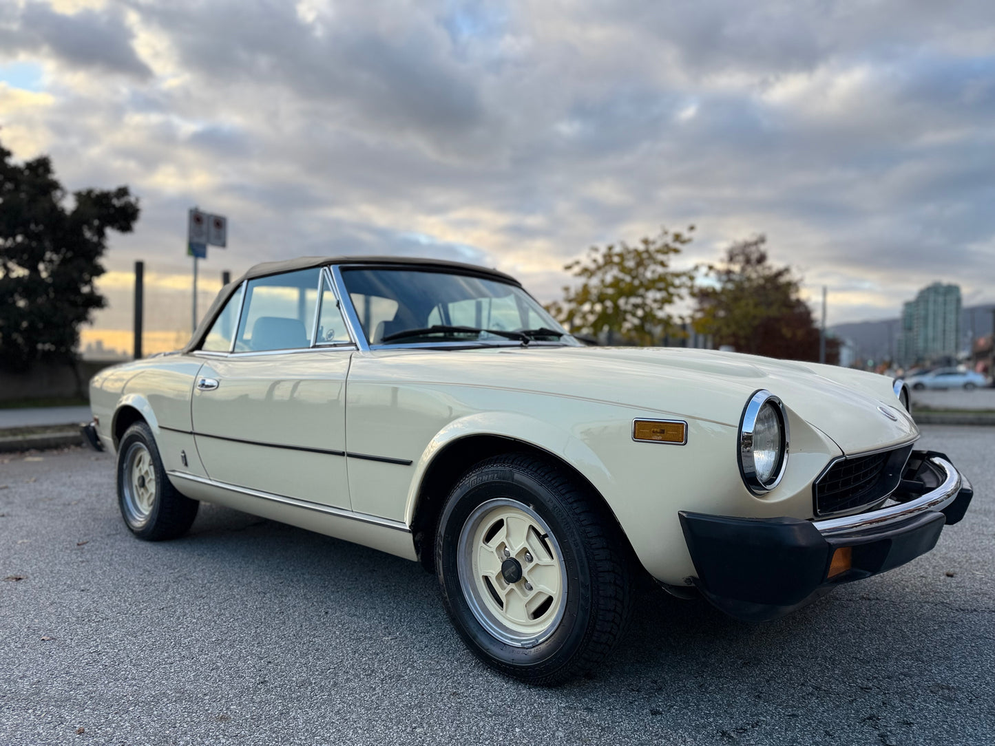 1981 Fiat Spider 2000 by Pininfarina