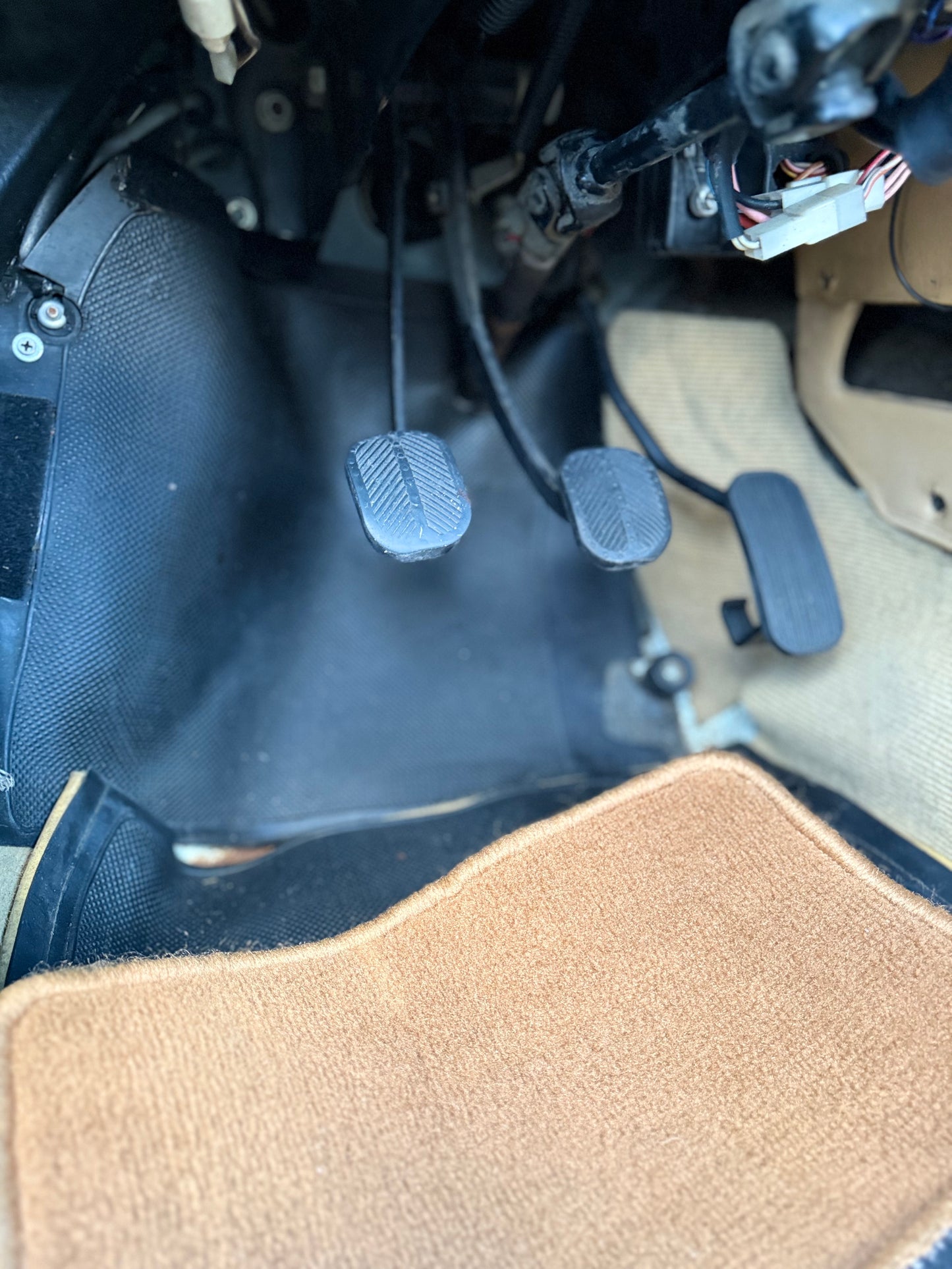 1981 Fiat Spider 2000 by Pininfarina