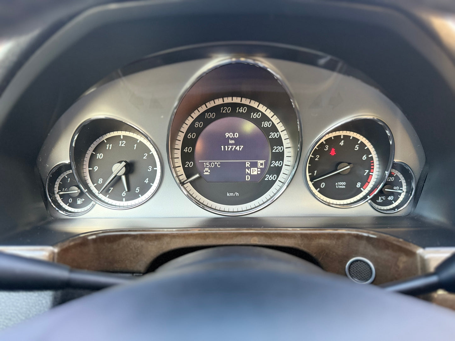 2010 Mercedes-Benz E550 AWD (4MATIC)