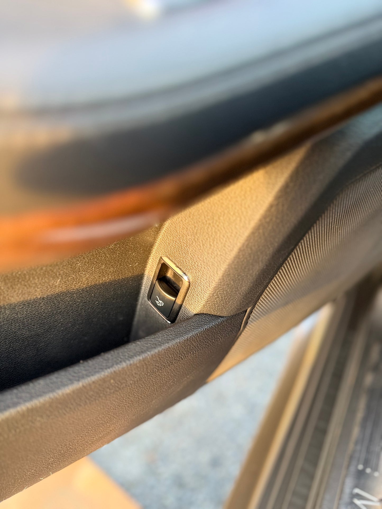 2010 Mercedes-Benz E550 AWD (4MATIC)