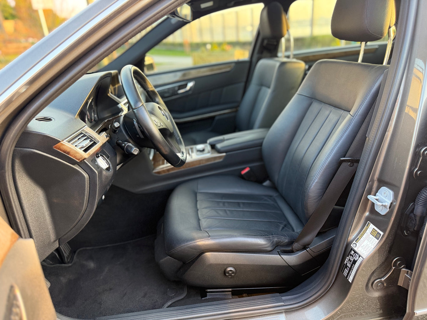 2010 Mercedes-Benz E550 AWD (4MATIC)