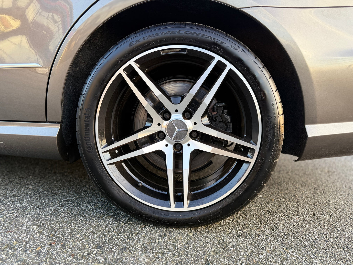 2010 Mercedes-Benz E550 AWD (4MATIC)