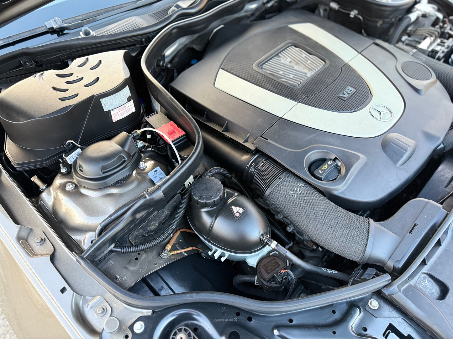 2010 Mercedes-Benz E550 AWD (4MATIC)