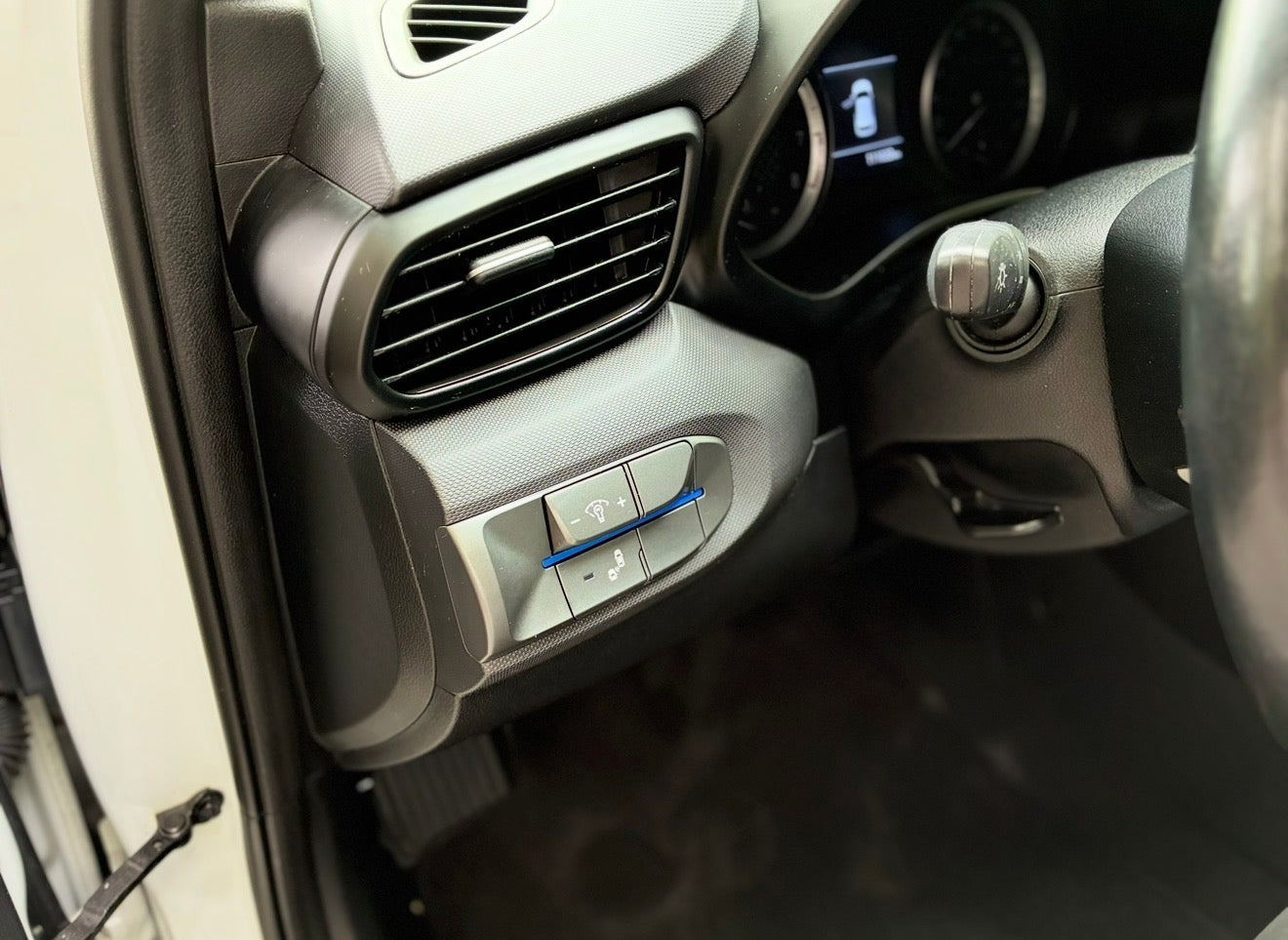 2019 Hyundai Veloster 2.0